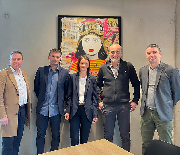 Fabien Alloni, Christophe Pupier et Guillaume Millet aux côtés de Kelyps Intérim pour le lancement du Projet 0 to 100 à Saint-Étienne